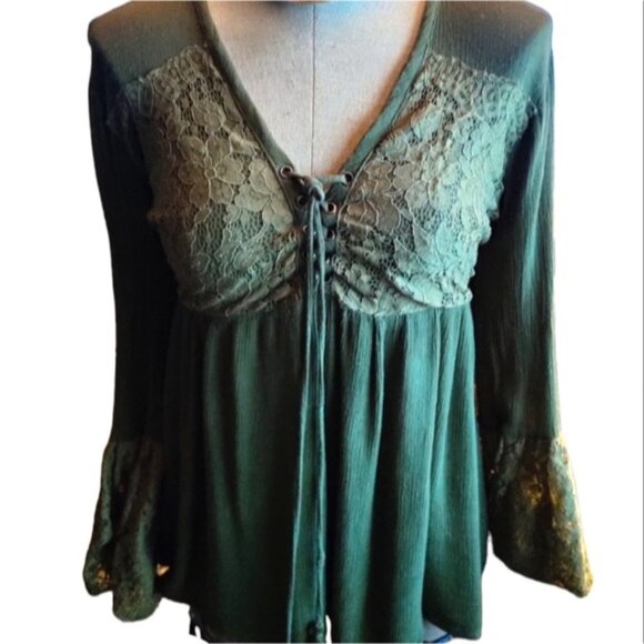 Top - Picture 2 of 7